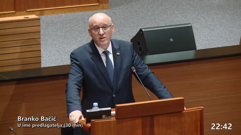 Bačić: Novim Zakonom o gradnji ubrzavamo postupke izdavanja građevinskih dozvola